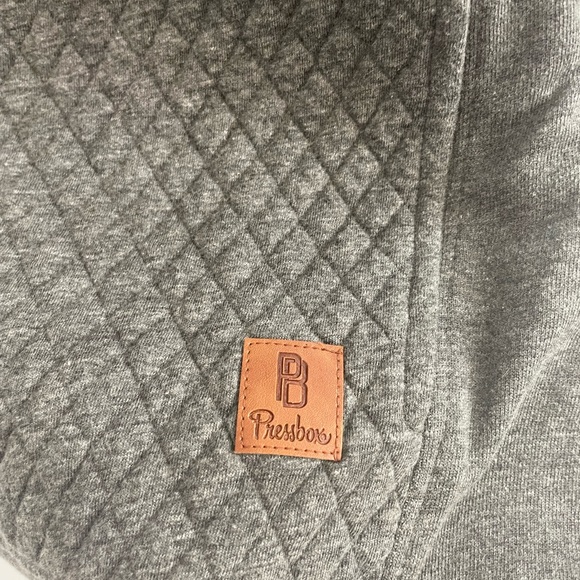 Pressbox by Royce Apparell UT quilted sweatshirt, Women’s Large - Picture 9 of 9